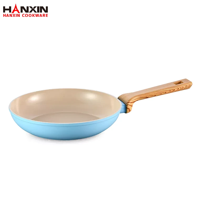 Patelnia ceramiczna z kutego aluminium